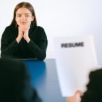 Currículo Impecável: Como Justificar Períodos Sem Trabalho e Conquistar a Vaga — como justificar um período sem trabalhar no
