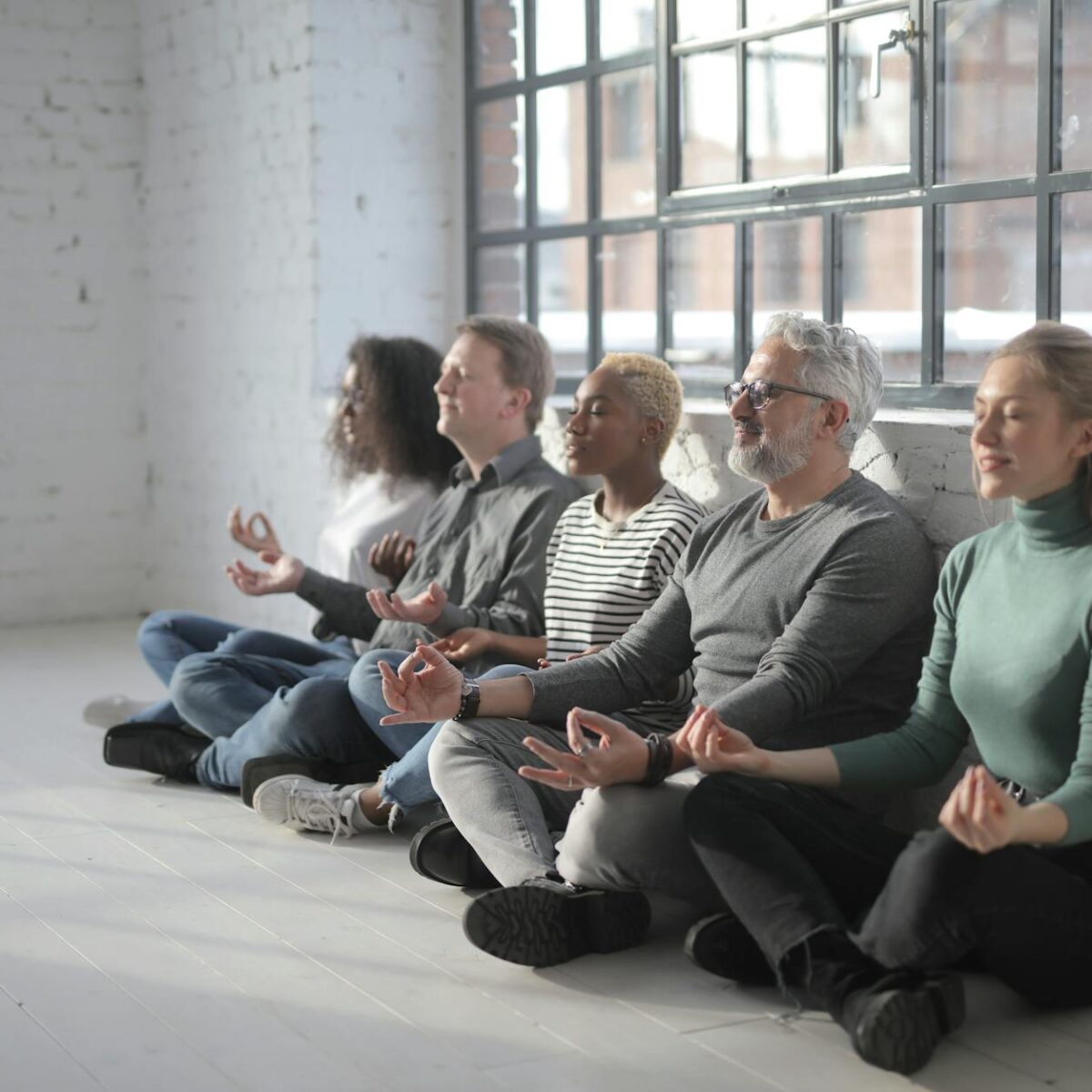 Mindfulness no Trabalho Agitado: Guia Definitivo para Foco e Calma Profissional — como praticar o mindfulness no ambiente de