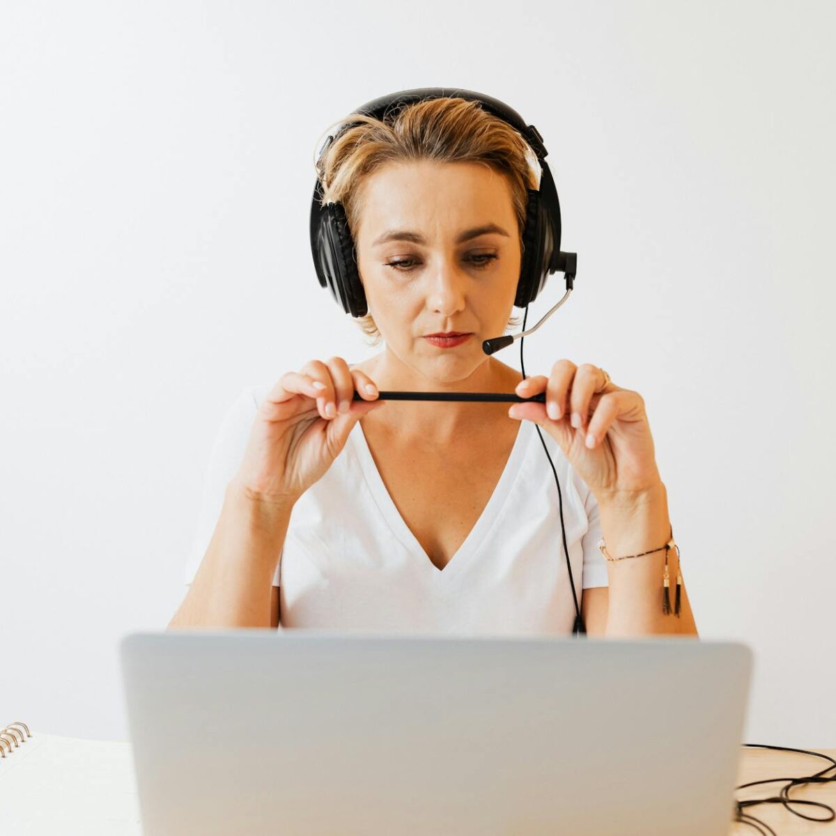 Assistente Virtual: O Guia Completo Para Trabalhar de Casa e Conquistar Sua Liberdade Profissional — guia completo de como vi