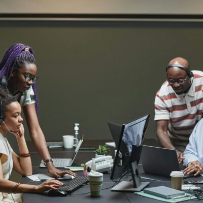 Trabalho Assíncrono: O Que É, Empresas que Adotam e Como Otimizar Sua Produtividade — o que é trabalho assíncrono e quais emp