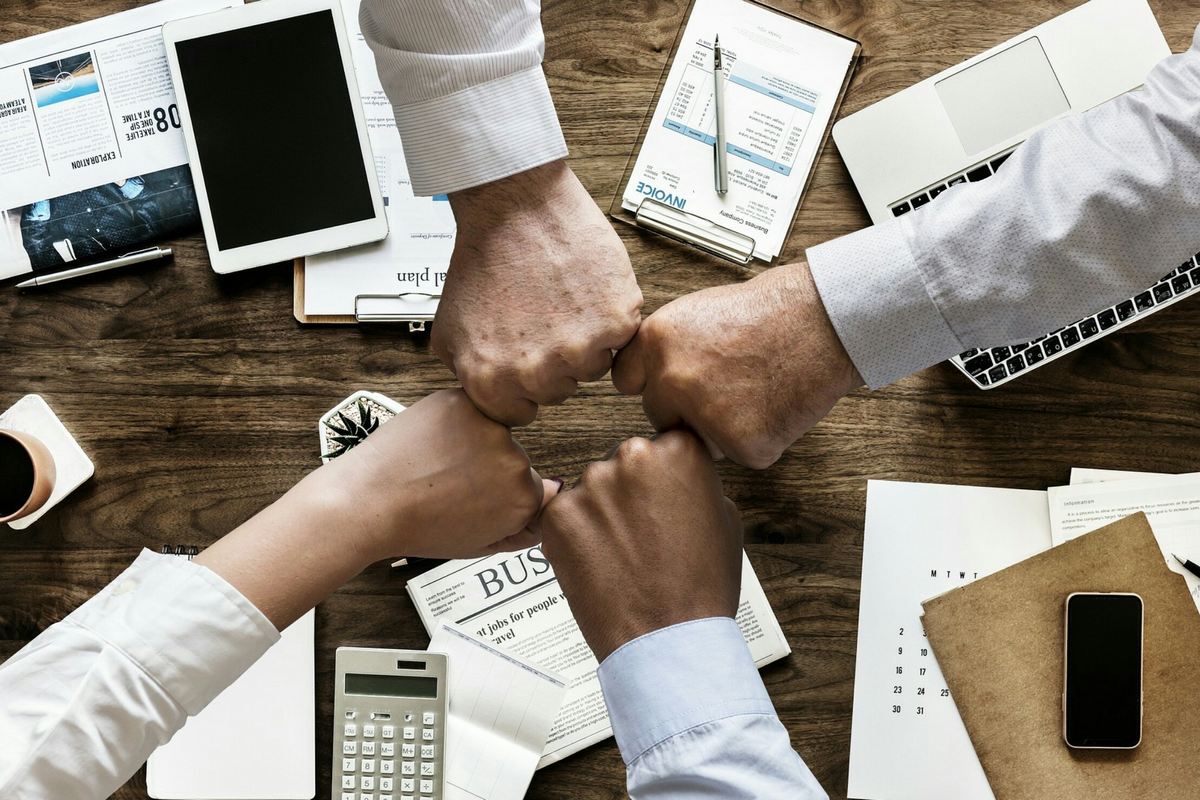 O papel da liderança no desempenho das equipes